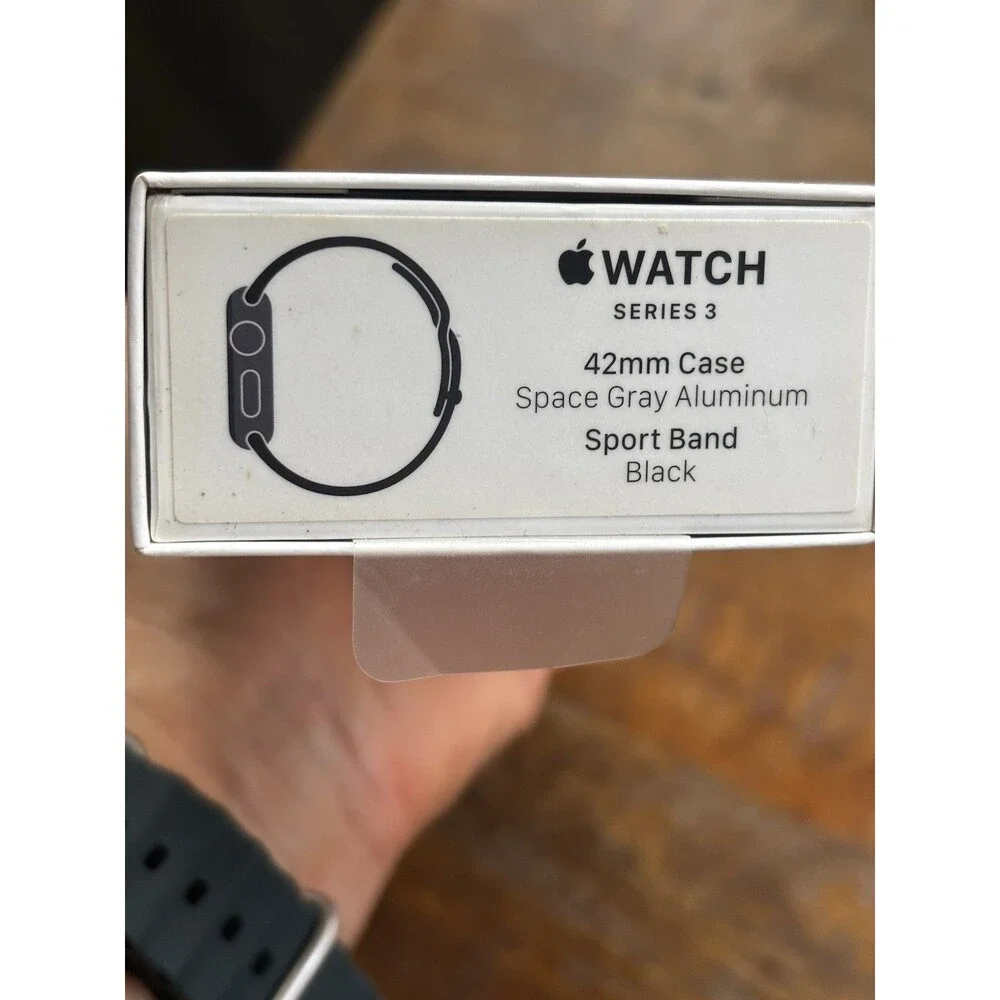 Apple Watch Series 3 42mm GPS + WiFi + Bluetooth Space Gray Aluminum